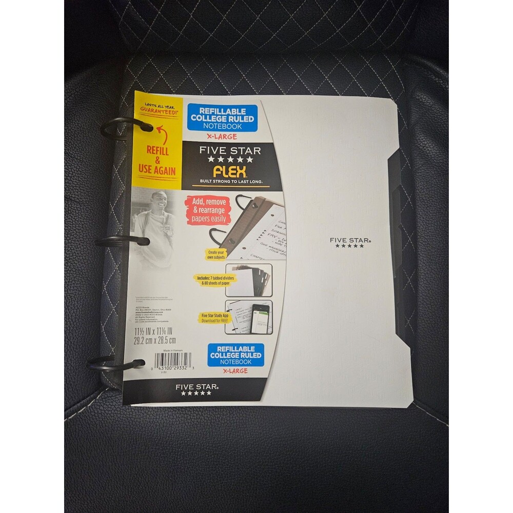 Five Star Flex Refillable Notebook X-Large 11.5x11.25 College Ruled 80 Sheets
